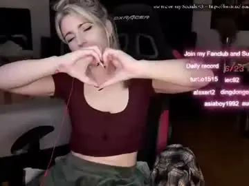 Chaturbate Watch Live Sex Cams of kimilee22