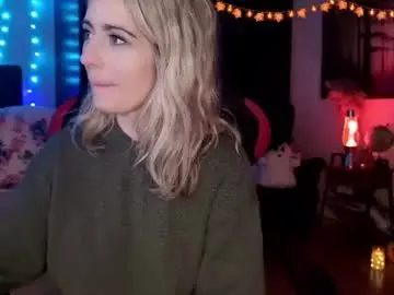 Chaturbate Live Sex Cam of kimilee22