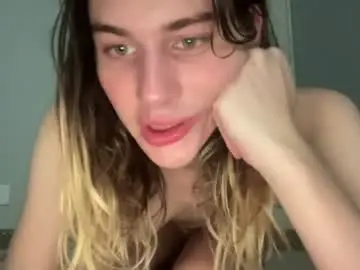 Chaturbate Watch Live Sex Cams of lizzylonestar