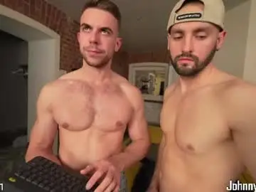 Chaturbate Free Live Porn of muscularfriend