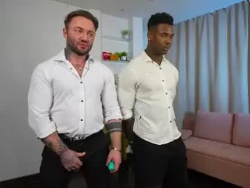 Chaturbate Free Live Porn of muscularfriend