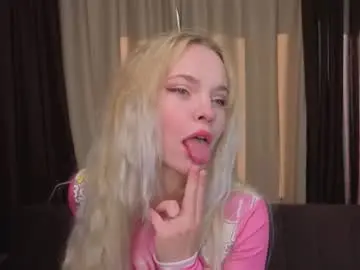 Chaturbate Live Porn of leonamotte