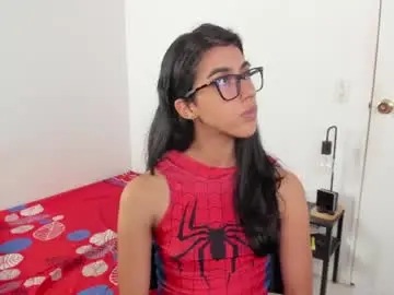 Chaturbate Adult Video Chat of mazikeen_18