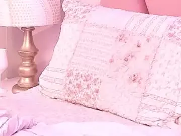 Chaturbate Best live sex cam show of kyliemonnet