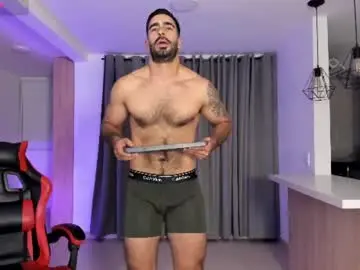 Chaturbate Sex Chat of tbastian