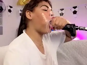 Chaturbate Live Sex Cam of anabel693_