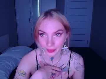 Chaturbate Live Sex Cam of annetenet