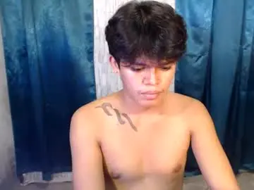 Chaturbate Private Sex Chat of emerald_cummer