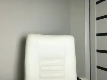 Chaturbate Nude Webcam of foxyshy_x