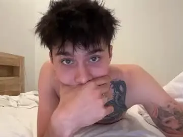 Chaturbate Live Sex Cam of tai_fun