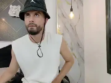 Chaturbate Best live sex cam show of kingoftemptation