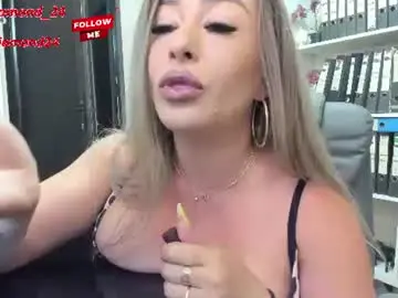 Chaturbate Live Sex Cam of lisa2018