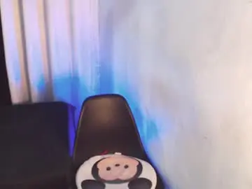 Chaturbate Free Porn Cam of mlss_seductiveqiri23