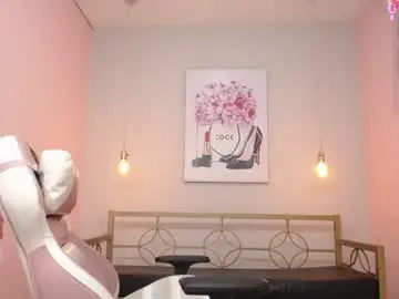 Chaturbate Adult Webcam of adri_gomez_1