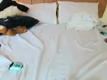 Chaturbate Live Sex Cam of barbie_lorens
