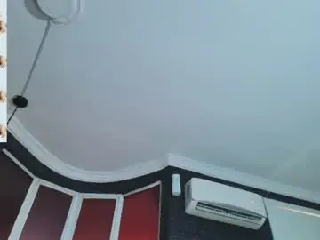 Chaturbate Live Sex Cam of dylanlenox