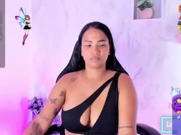 Chaturbate Live Sex of nahomybrowm_