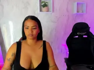 Chaturbate Free Live Porn of nahomybrowm_
