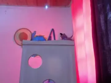 Chaturbate Best live sex cam show of dulce_celeste15