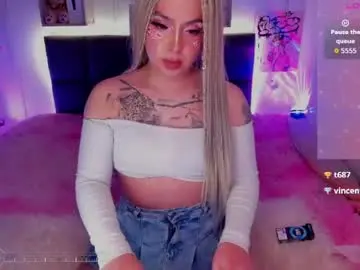 Chaturbate Live Porn of dannia_13