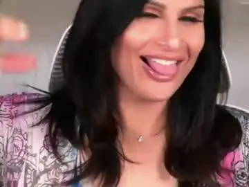 Chaturbate Sex Cam of kxaxmichelle