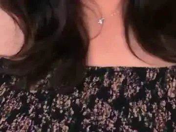Chaturbate Live Sex Cam of kxaxmichelle