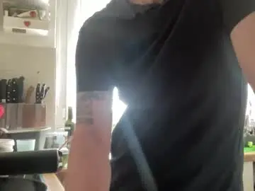 Chaturbate Live Sex Cam of liutmil