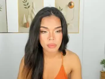 Chaturbate Live Sex Cam of lucyvane