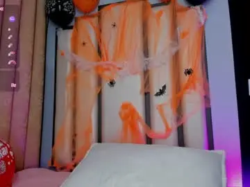 Chaturbate Best live sex cam show of maddie_01