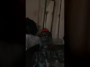 Chaturbate Free Live Porn of darkhandsome111