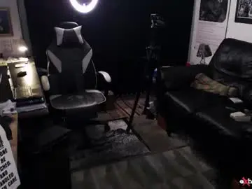 Chaturbate Live Porn of dopeleaf2