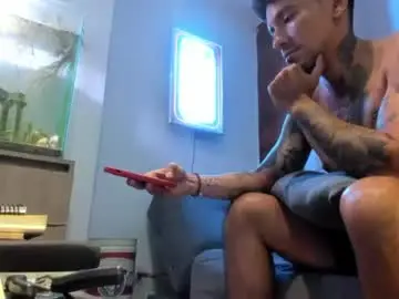 Chaturbate Free Porn Cam of dylanstonne1