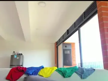 Chaturbate Live Porn of jackson_wayne__