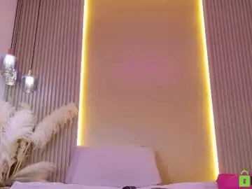 Chaturbate Best live sex cam show of mia_dollce