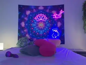 Chaturbate Free Porn Cam of poisonedpeach