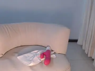 Chaturbate Live Sex Cam of violeta__4