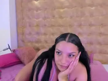 Chaturbate Live Sex Cam of ariana_morelly