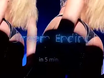 Chaturbate Live Sex Cam of krissone