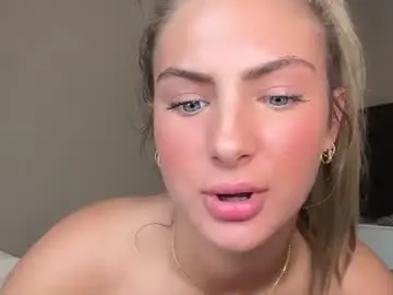 Chaturbate Live Sex of av3ryyyy