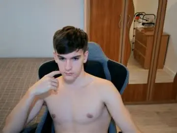 Chaturbate Live Sex Cam of bradyflint