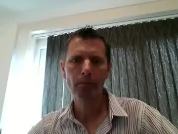 Chaturbate Live Sex Cam of englishguy183