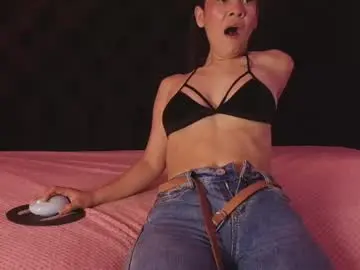 Chaturbate Live Porn of julieta_cortes__