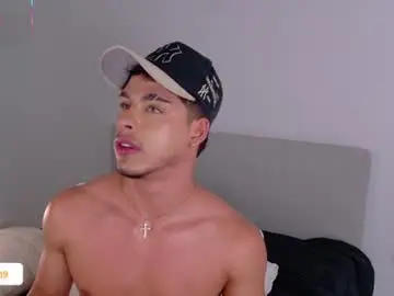 Chaturbate Private Sex Chat of ken_boy_