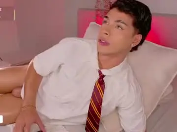 Chaturbate Watch Live Sex Cams of ken_boy_