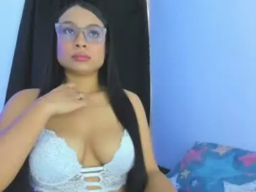 Chaturbate Live Sex Cam of luna_cami4