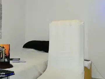 Chaturbate Sex Cam of luna_cami4