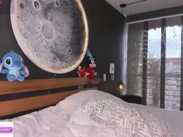 Chaturbate Live Sex Cam of angie_mcqueen