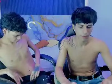 Chaturbate Nude Webcam of dark_desiree18