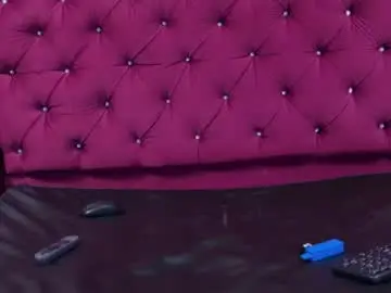 Chaturbate Live Porn of shelly_bat