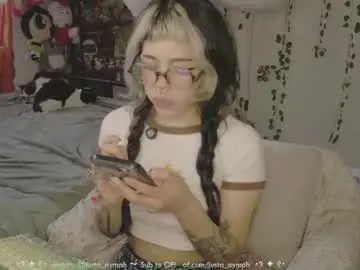 Chaturbate Free Live Porn of blushing_nymph